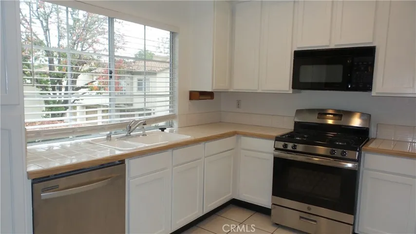 4 Via Solaz, Rancho Santa Margarita, California 92688