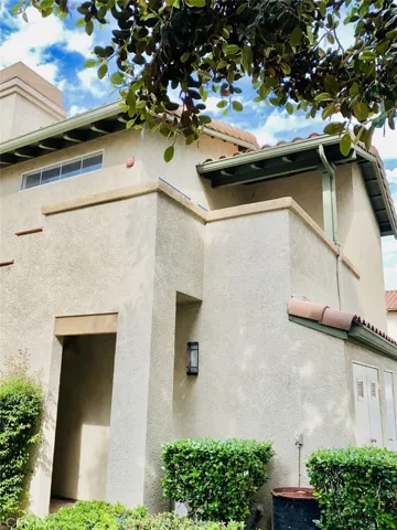 4 Via Solaz, Rancho Santa Margarita, California 92688