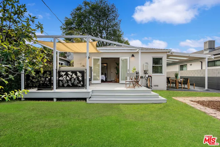 3540 Maplewood Avenue, Los Angeles, California 90066