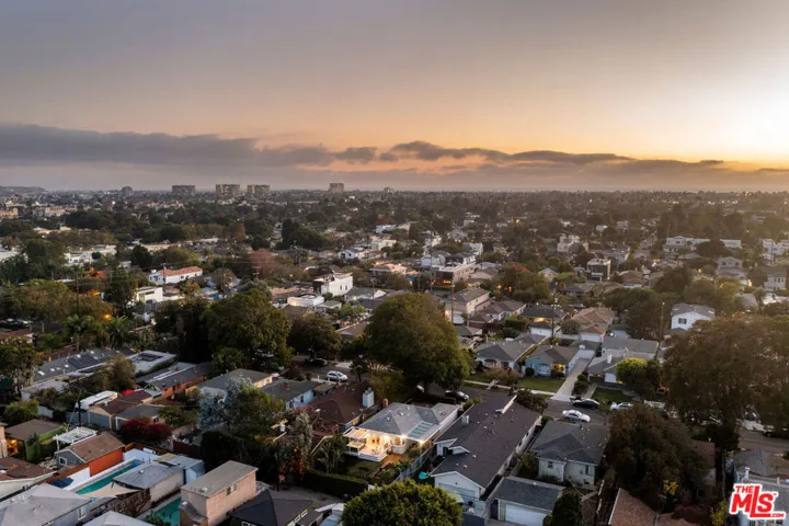 3540 Maplewood Avenue, Los Angeles, California 90066
