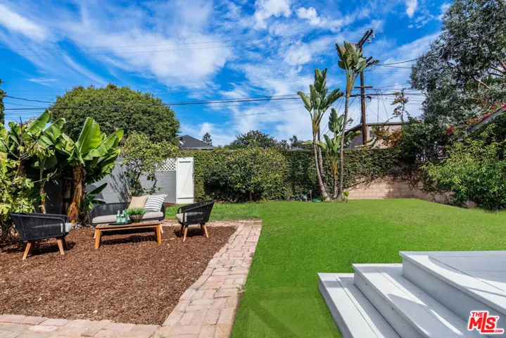 3540 Maplewood Avenue, Los Angeles, California 90066