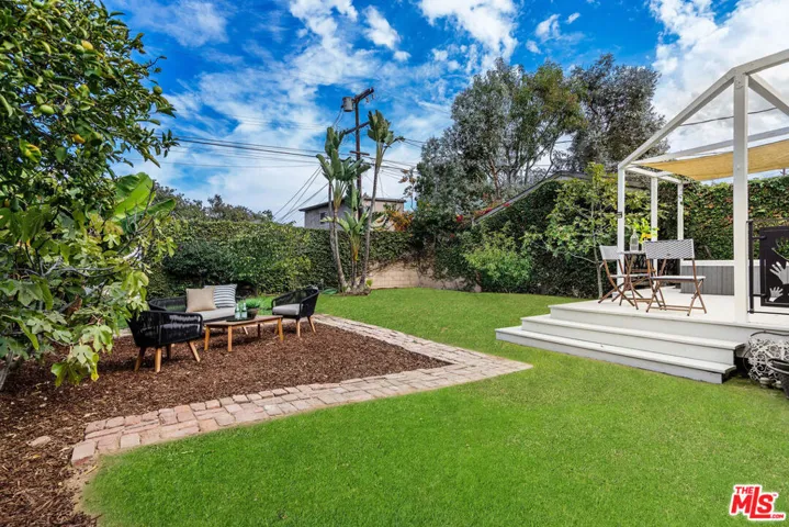 3540 Maplewood Avenue, Los Angeles, California 90066