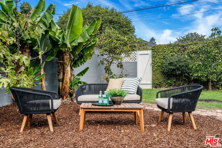 3540 Maplewood Avenue, Los Angeles, California 90066