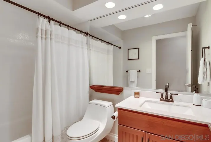 3217 Columbia St 8, San Diego, California 92103