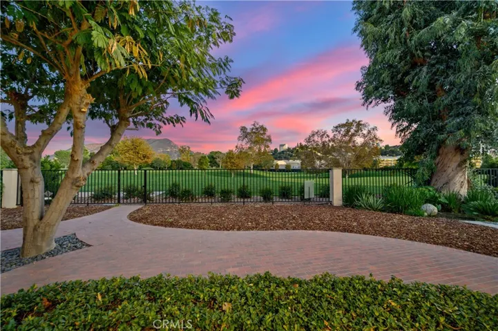 4204 Toluca Road, Toluca Lake, California 91602