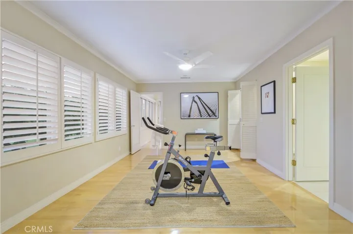 5 Bedrooms Up Plus This Gym With 2nd Laundry