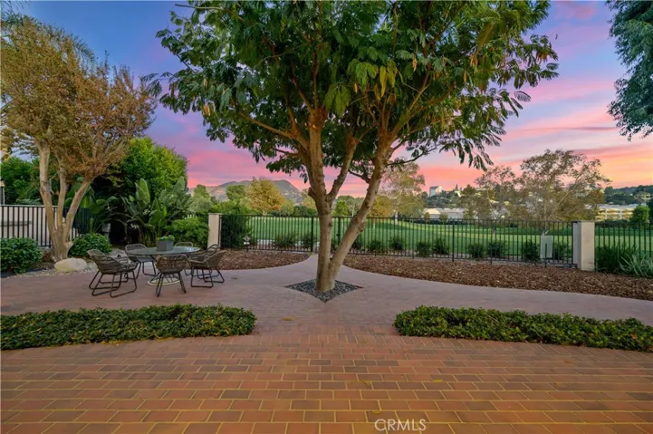 4204 Toluca Road, Toluca Lake, California 91602