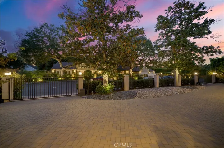 4204 Toluca Road, Toluca Lake, California 91602
