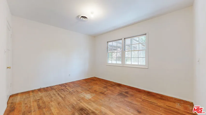 7719 Nestle Avenue, Reseda, California 91335