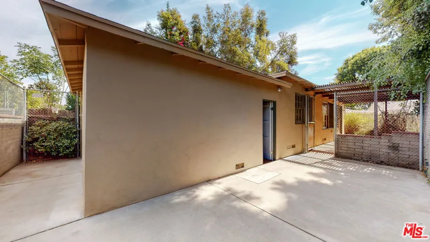 7719 Nestle Avenue, Reseda, California 91335