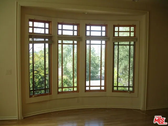 14590 Valley Vista Boulevard, Sherman Oaks, California 91403