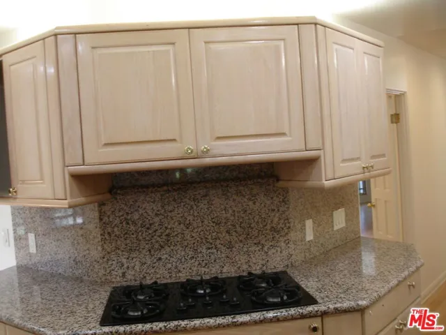 14590 Valley Vista Boulevard, Sherman Oaks, California 91403
