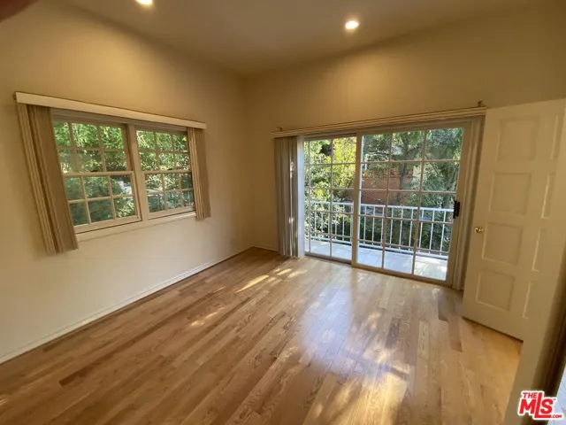 14590 Valley Vista Boulevard, Sherman Oaks, California 91403