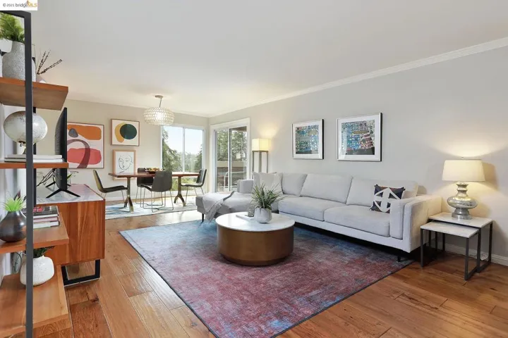 6558 Lucas Ave 302, Oakland, California 94611