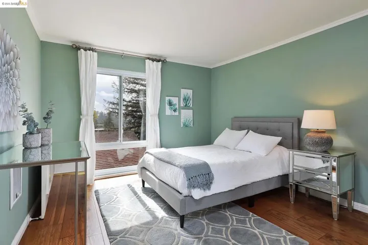 6558 Lucas Ave 302, Oakland, California 94611