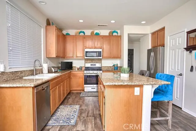 15599 Ripple Ridge Way, Victorville, California 92394
