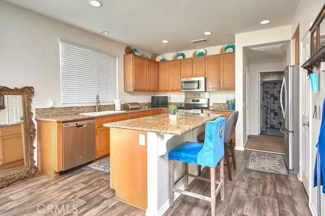 15599 Ripple Ridge Way, Victorville, California 92394