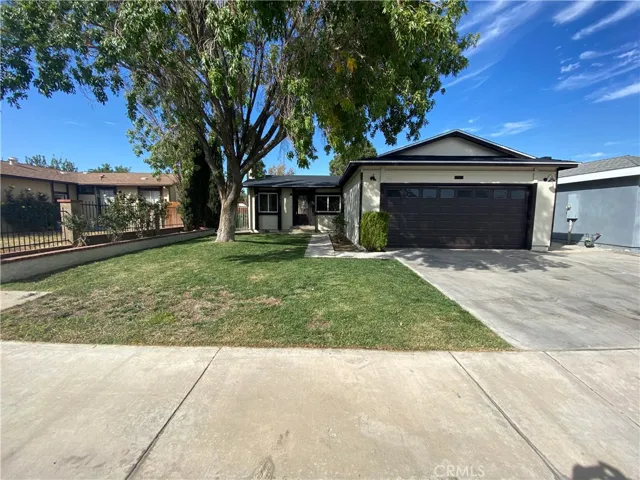 2341 Rosewood Avenue, Lancaster, California 93535