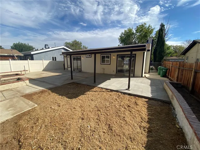 2341 Rosewood Avenue, Lancaster, California 93535
