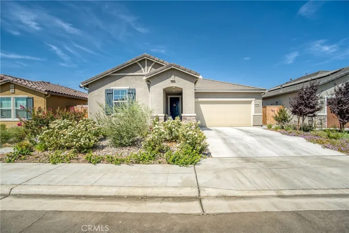 6882 E Braly Avenue, Fresno, California 93727