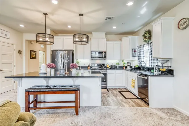 6882 E Braly Avenue, Fresno, California 93727