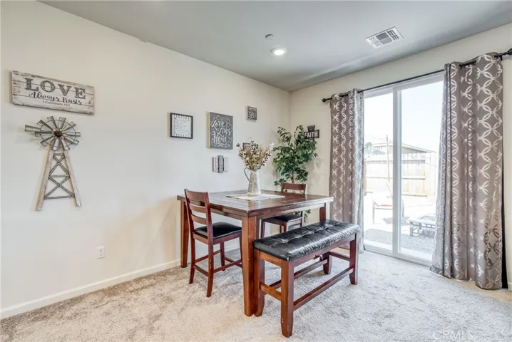 6882 E Braly Avenue, Fresno, California 93727