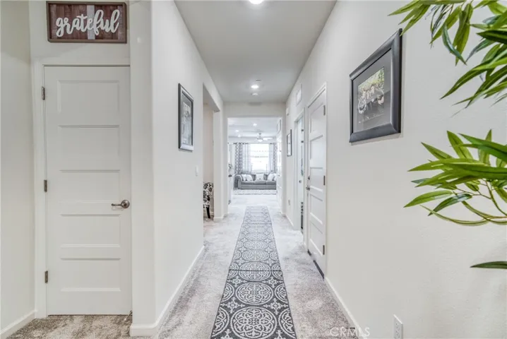 6882 E Braly Avenue, Fresno, California 93727