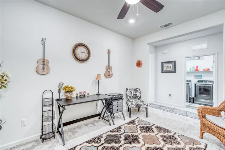 6882 E Braly Avenue, Fresno, California 93727