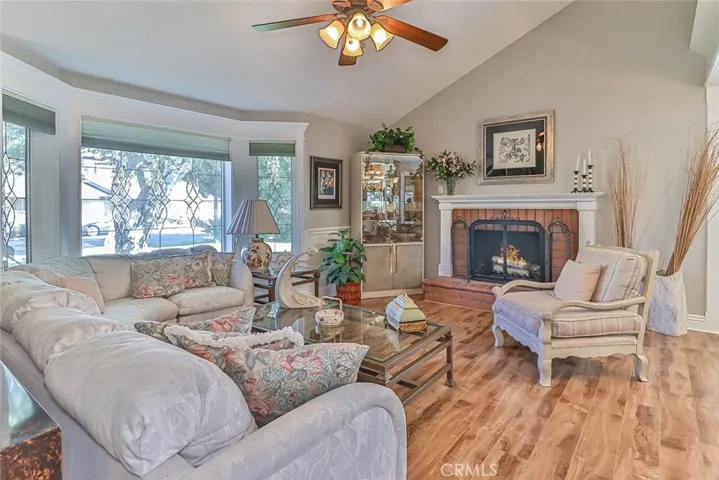 2831 Dalhart Avenue, Simi Valley, California 93063