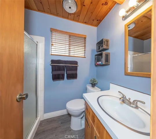 39907 Forest Road, Big Bear, California 92315