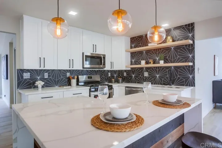 8836 Arcturus Way, San Diego, California 92126