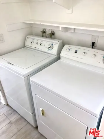 211 California Avenue 404, Santa Monica, California 90403