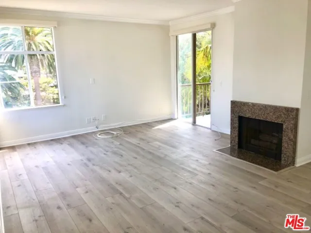 211 California Avenue 404, Santa Monica, California 90403