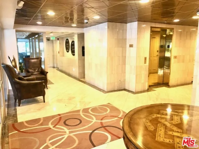 211 California Avenue 404, Santa Monica, California 90403