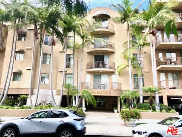 211 California Avenue 404, Santa Monica, California 90403