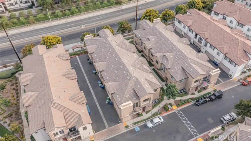 27950 Avalon Drive, Canyon Country, California 91351