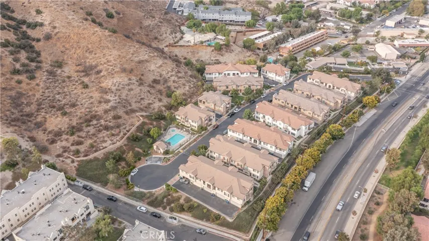 27950 Avalon Drive, Canyon Country, California 91351
