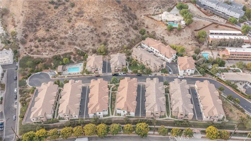 27950 Avalon Drive, Canyon Country, California 91351