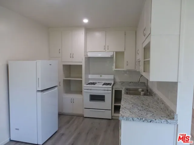 129 Robinson Street 2, Los Angeles, California 90026