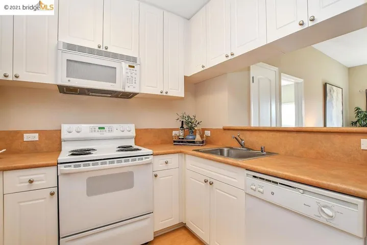 1315 Alma Ave 411, Walnut Creek, California 94596