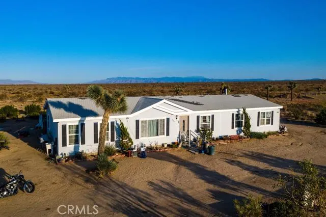 13855 Rochester Road, Phelan, California 92371