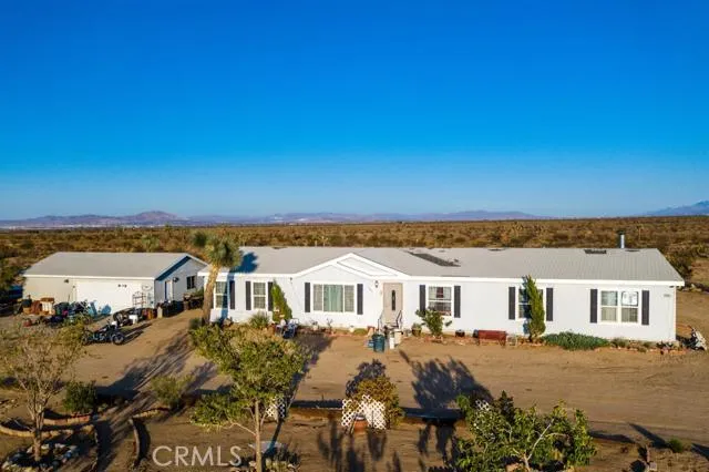 13855 Rochester Road, Phelan, California 92371