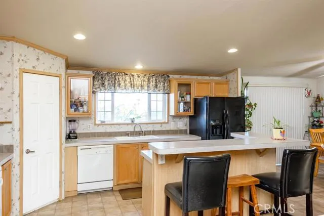 13855 Rochester Road, Phelan, California 92371
