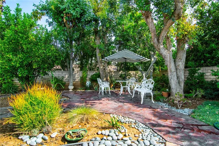 7824 Woodhall Avenue, West Hills, California 91304