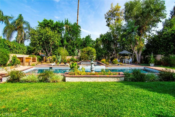 7824 Woodhall Avenue, West Hills, California 91304