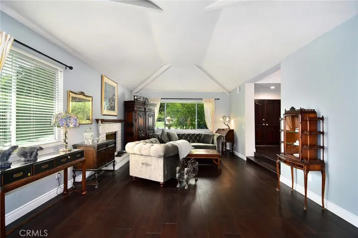 7824 Woodhall Avenue, West Hills, California 91304