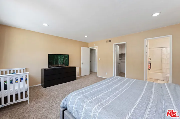 184 Casuda Canyon Drive B, Monterey Park, California 91754