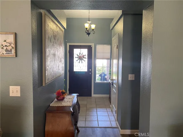 5235 Camelback Street, Chowchilla, California 93610