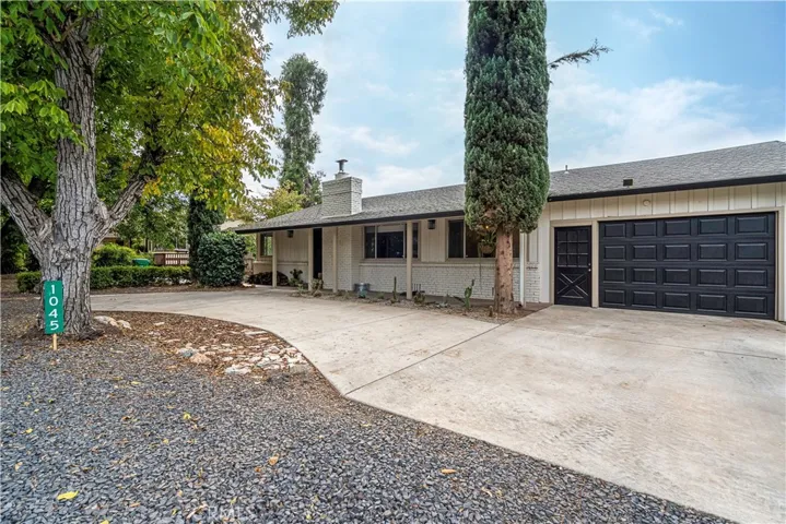 1045 Glenwood Avenue, Chico, California 95926