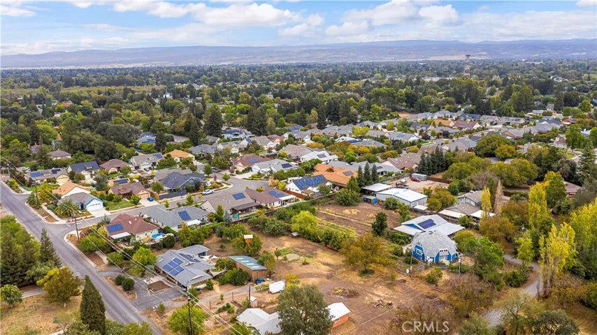 1045 Glenwood Avenue, Chico, California 95926